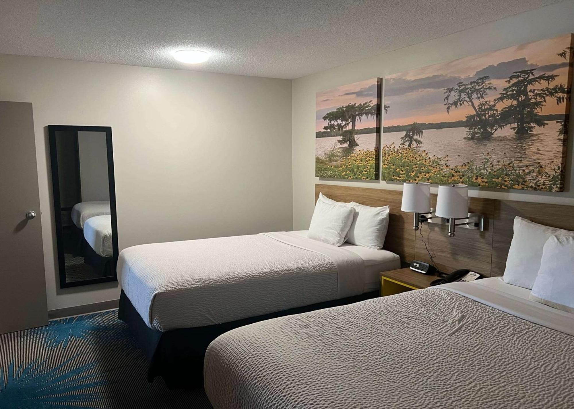 Days By Wyndham I-75 Hotel